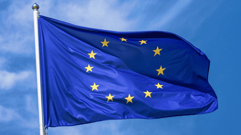 Мера защиты или паранойя? Почему ИИ запретили в Европарламенте